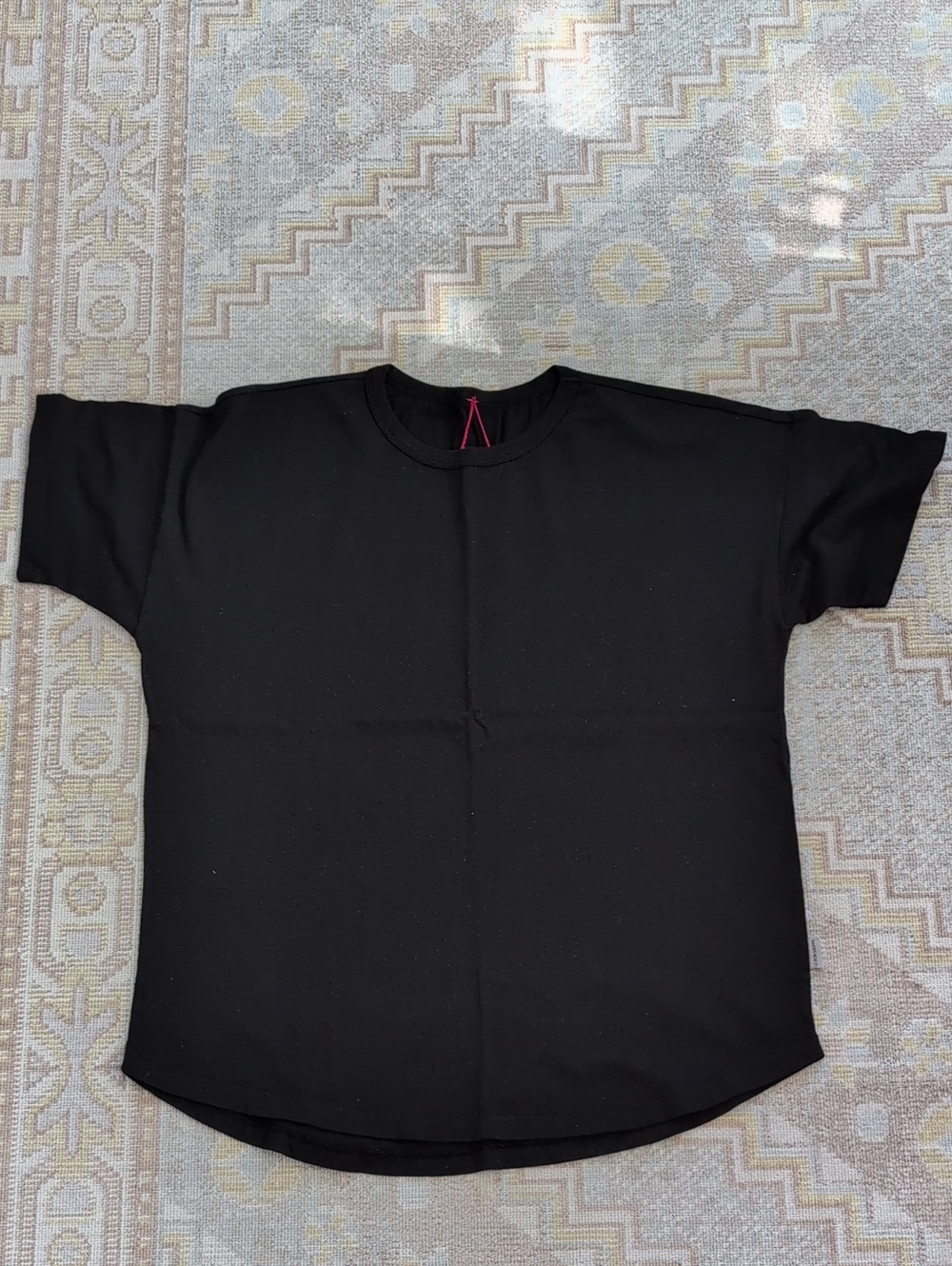 Le Bon Shoppe Her Tee in True Black